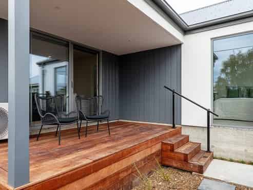 2/62 Wyon Street, Linwood