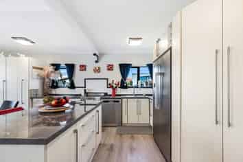 76b Gloucester Street, Greenmeadows