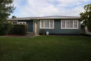 12  Highbury Drive, Levin