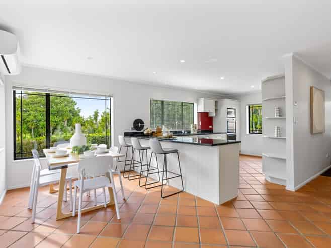 65 Sunny Crescent, Huapai