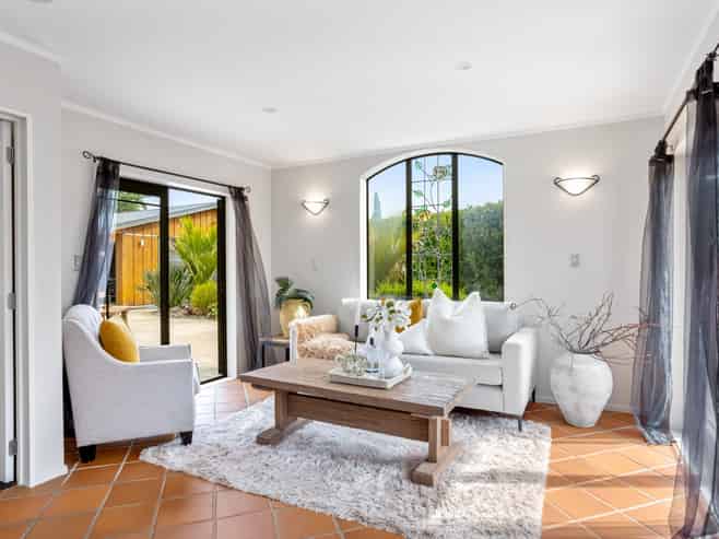 65 Sunny Crescent, Huapai