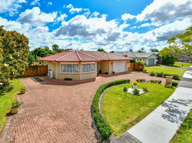 15 Trossach Place, Wattle Downs