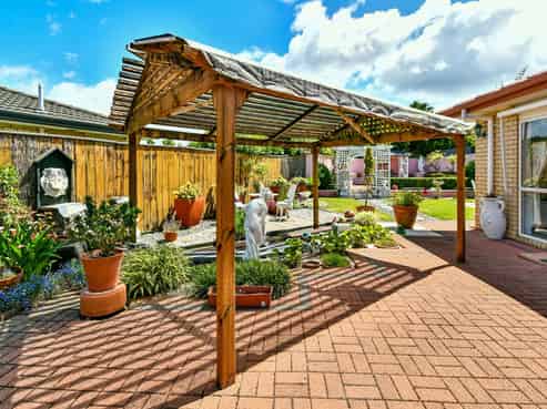 15 Trossach Place, Wattle Downs