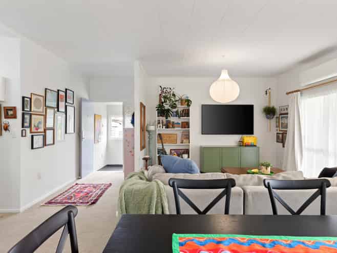 126 Lytton Road, Te Hapara