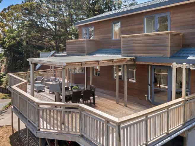 150 Wade River Road, Whangaparaoa