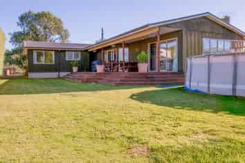 13 Earle Road, Broadlands