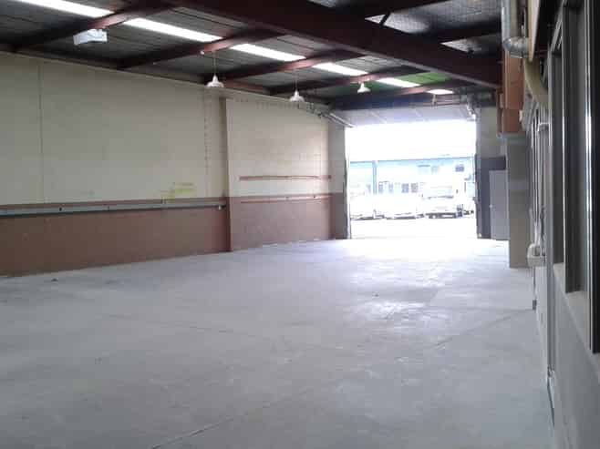 Well-presented unit – central Penrose