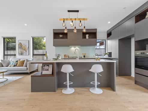 27A La Perouse Street, Botany Downs