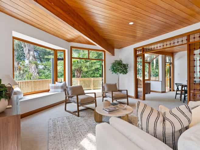 2/39 St Georges Bay Road, Parnell