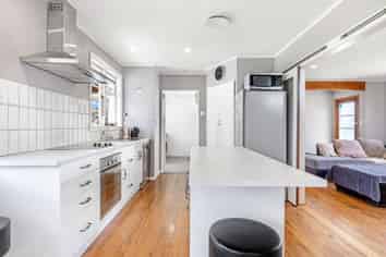 31 Holdaway Street, Riversdale