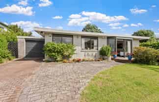 38 Scott Road, Stanmore Bay