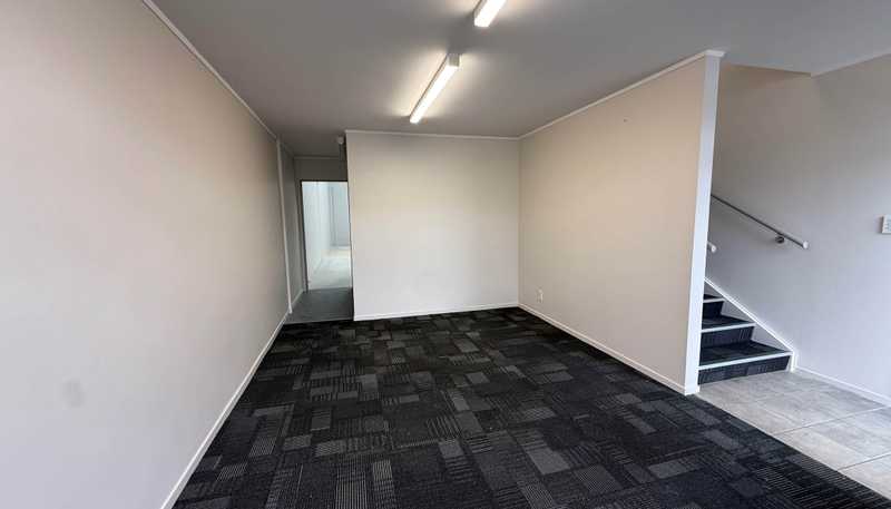 Unit 4/15 Paramount Drive, Henderson