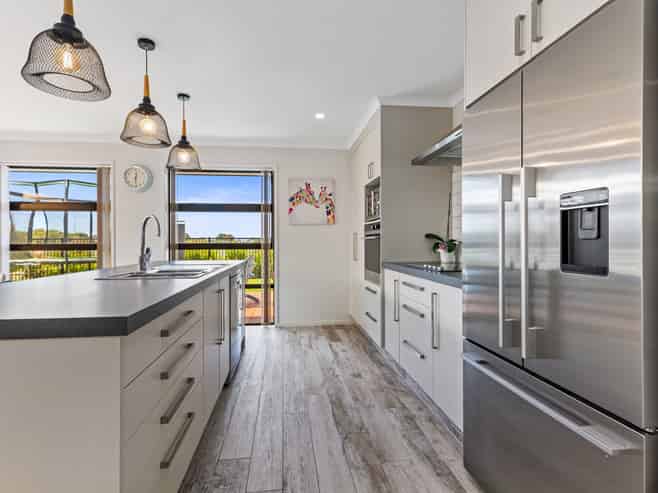 32 Drabble Crescent, Papamoa