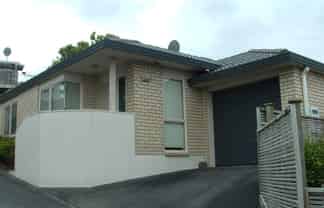 6/10 Ridge Road, Howick