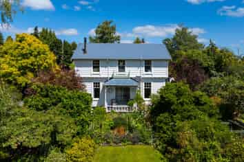 8 and 8A Harrington Place, Lawrence