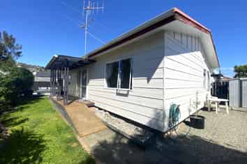 4/50 Parkers Road, Tahunanui