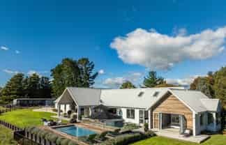 1232 Taihape Road, Sherenden