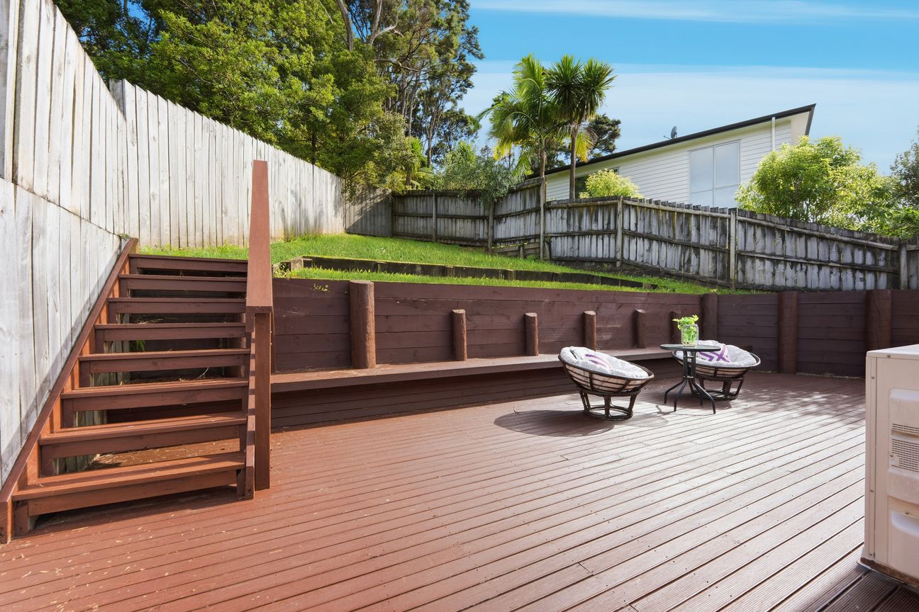 Modern Home in the Heart of Greenhithe - Aanzicht 2