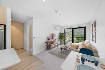 610/10 Copper Beech Avenue, Frankton