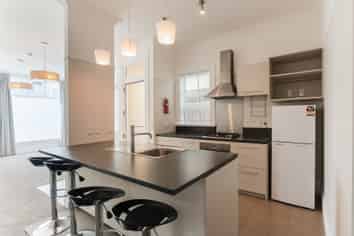 330 Tinakori Road, Thorndon