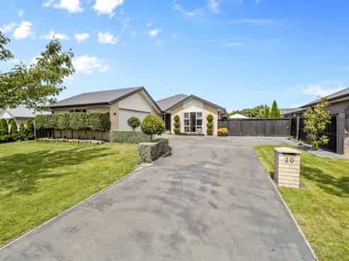 20 Magnolia Drive, Elgin