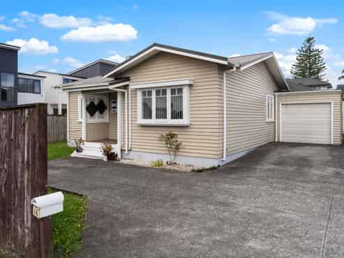 1/48 Great South Road, Manurewa