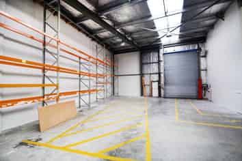 OFFICE/SHOWROOM AND WAREHOUSE
