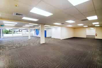 OFFICE/SHOWROOM AND WAREHOUSE
