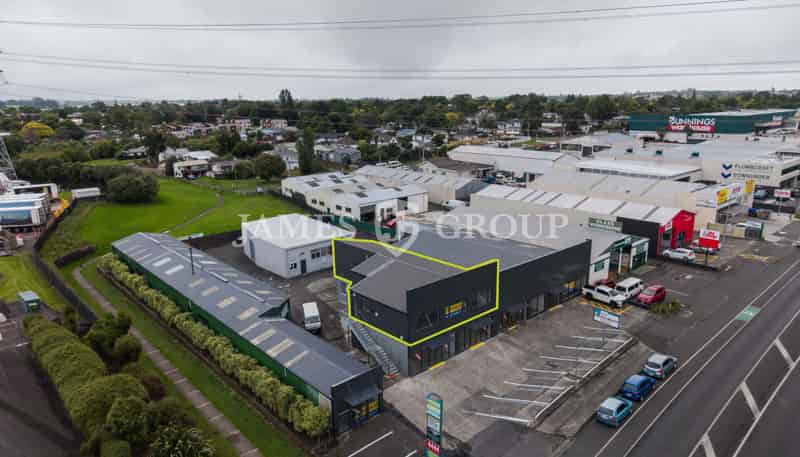 E/197 Great South Road, Takanini