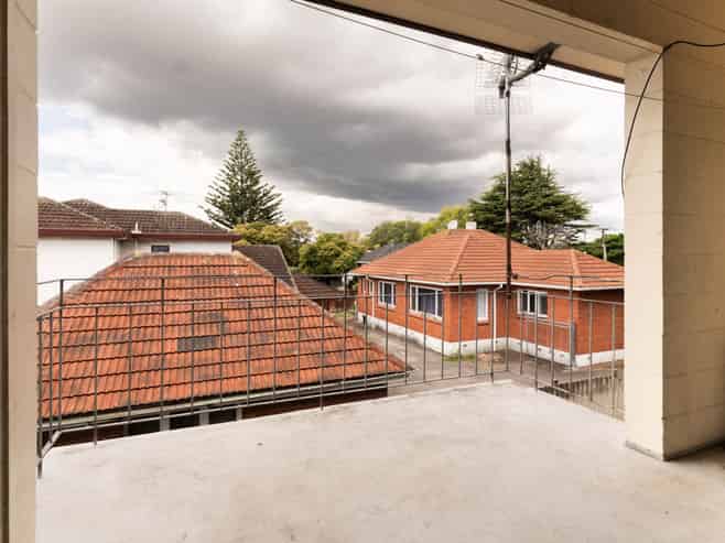 8/30 Princes Street East, Otahuhu