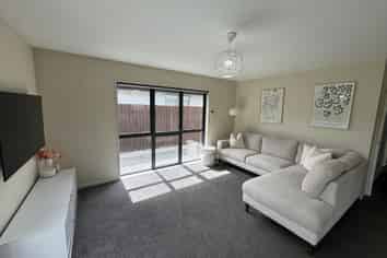 87A Forfar Street, Saint Albans