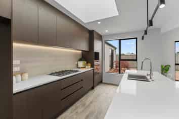 11 Lorenzos Lane, Halswell