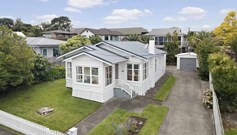 5 Harbour View Road, Point Chevalier