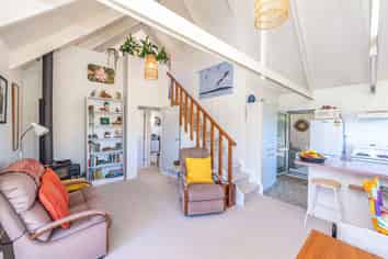 6A Nikau Street, Tawhero