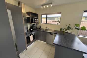 87A Forfar Street, Saint Albans