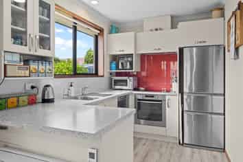 16 Buchanan Place, Allenton