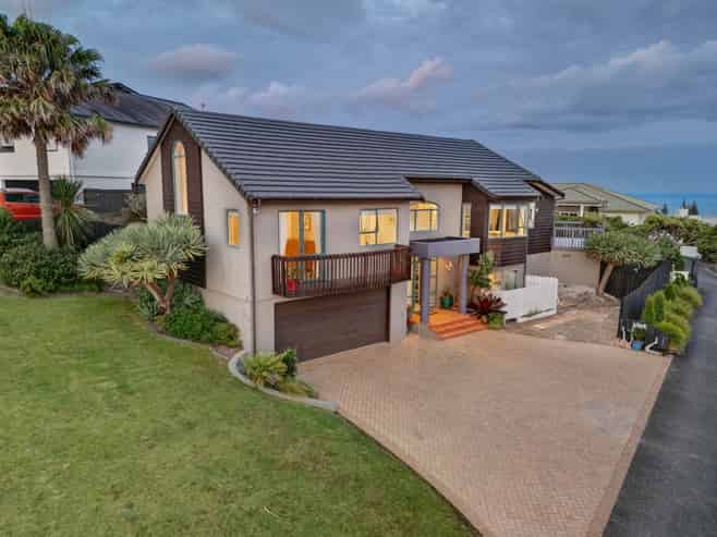 12 Ascot Way, Orewa