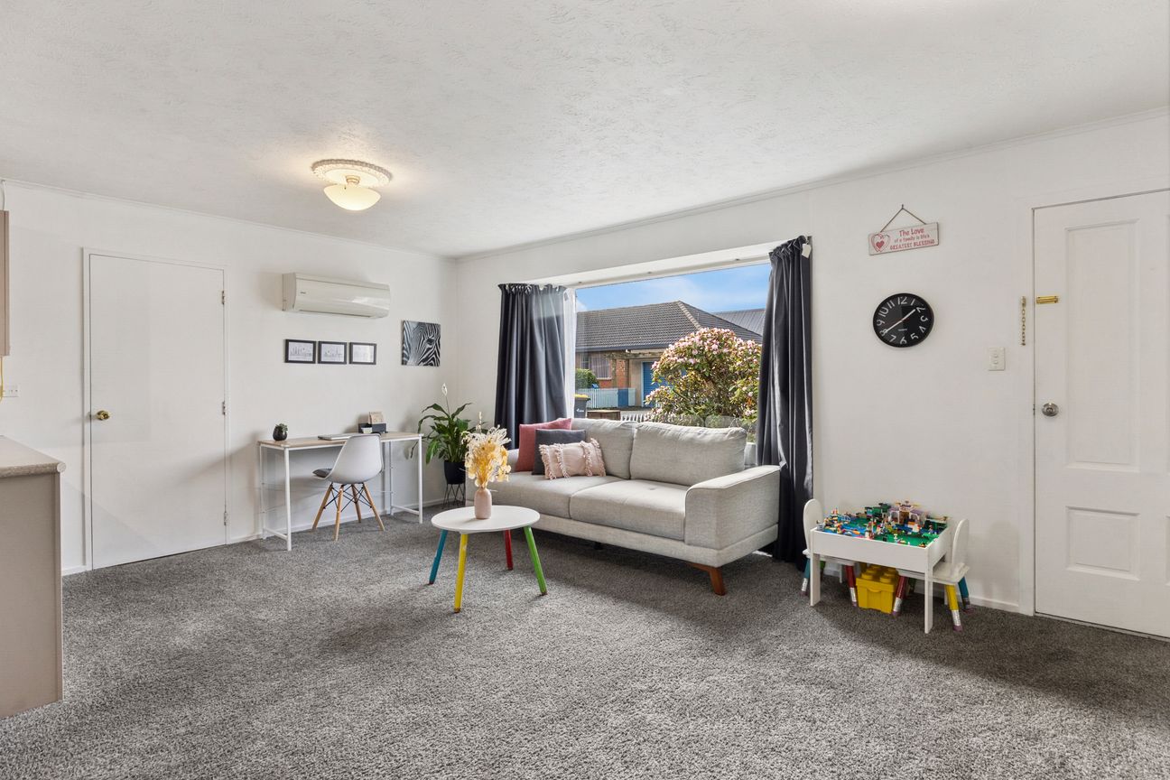 Viewing by Appointment - Vista 4