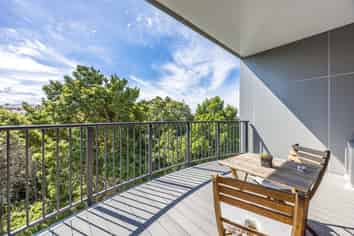 52/241 Hinemoa Street, Birkenhead