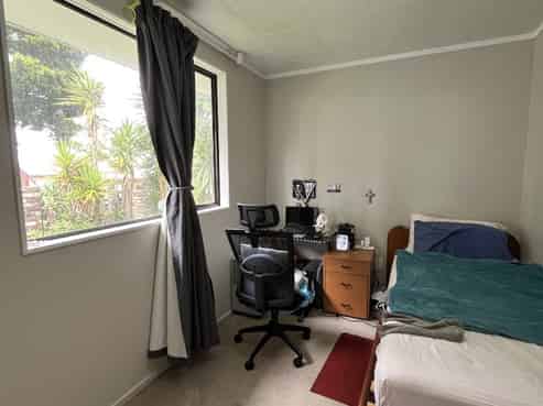 2/4 Calvert Street, Papakura