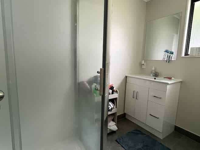 2/4 Calvert Street, Papakura