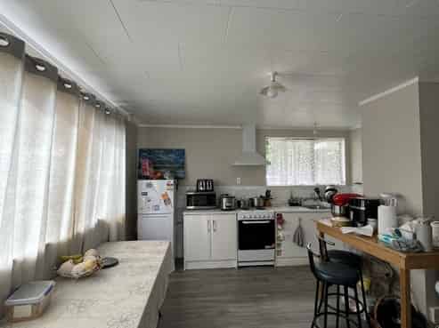 2/4 Calvert Street, Papakura