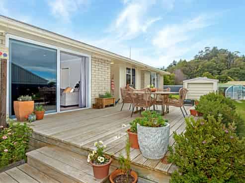 50 Massey Road, Mangapapa