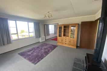 11 Strode Street, Halfway Bush