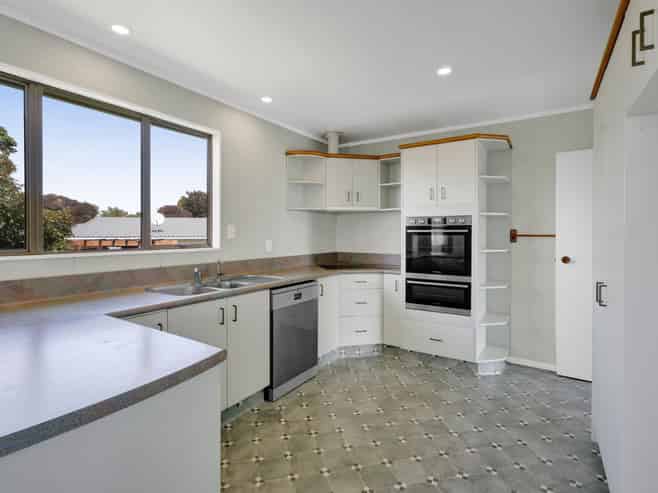 12 Silby Street, Waitara