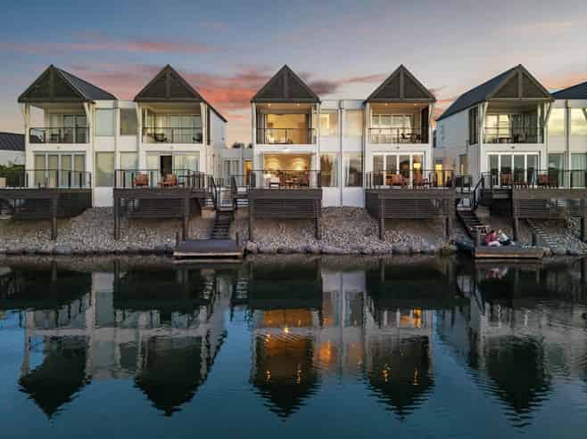 2021/1 and 2022/1 Rotoiti Lane, Clearwater, Northwood