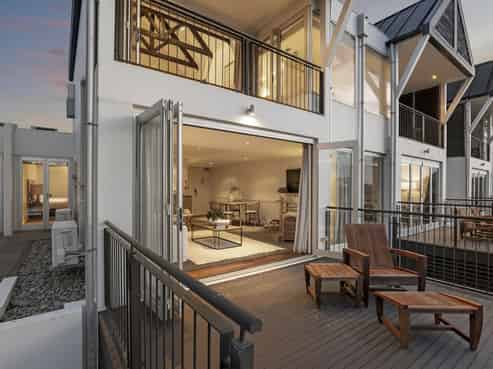2021/1 and 2022/1 Rotoiti Lane, Clearwater, Northwood