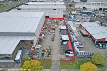 EAST TAMAKI'S BEST - 2,436M² LAND
