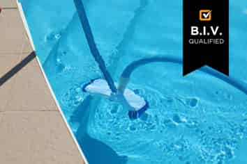 Blue-Chip Pool & Spa Care - Captive Waiheke Market