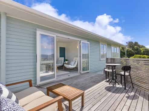 3 Voltaire Street, Karori